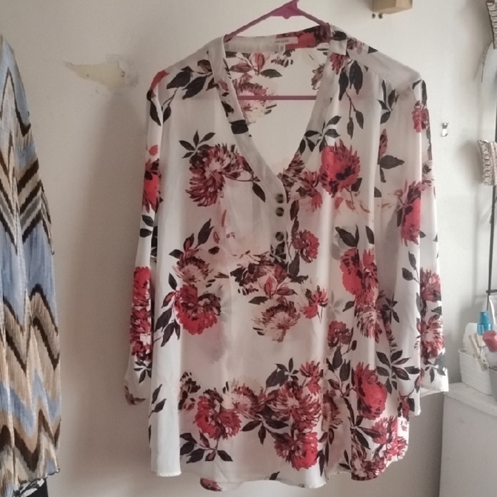 Floral V-Neck Women's Top